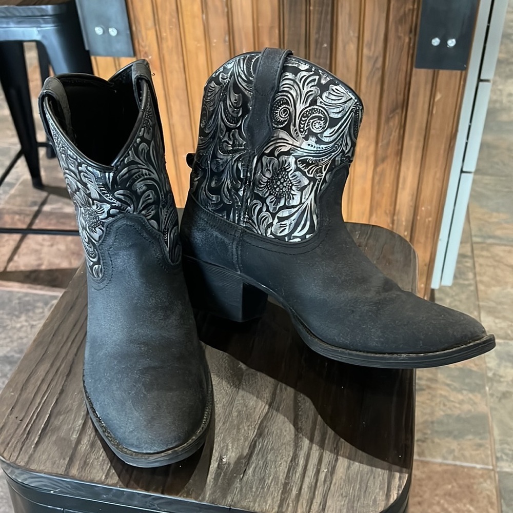 Dingo Boots